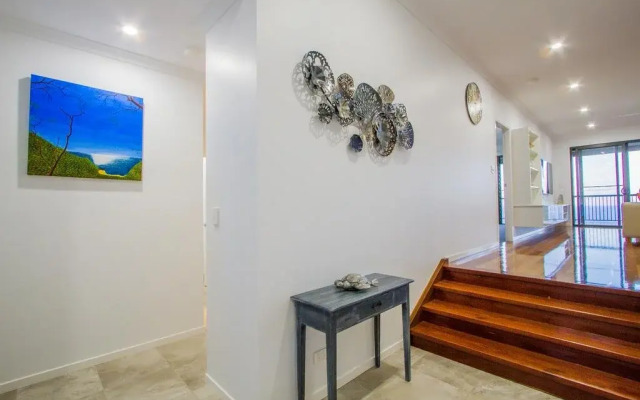 Sunrise at 1770 Holidays