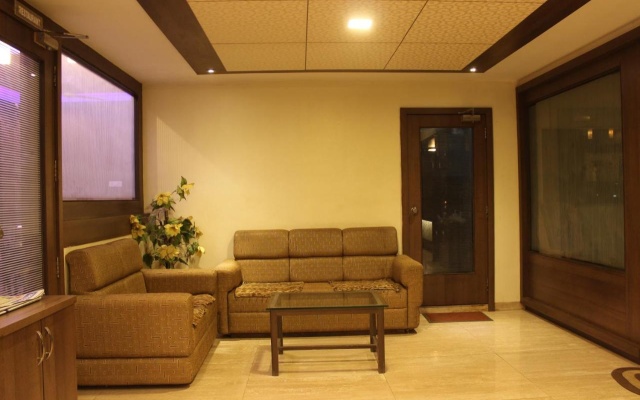 Hotel Laxmi Palace – Lobby – Shirdi