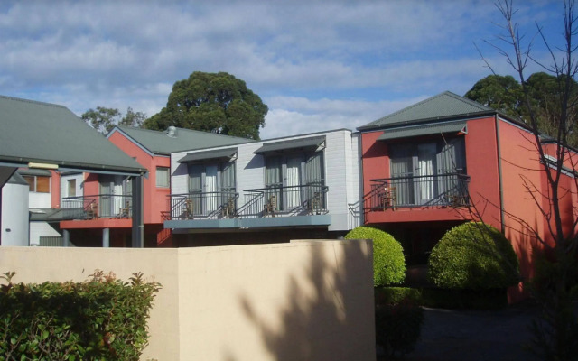 Berry Village Boutique Motel