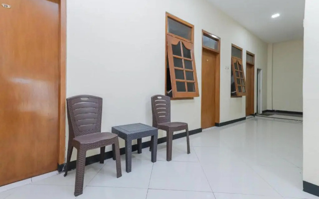 OYO 90175 Tl Guest House