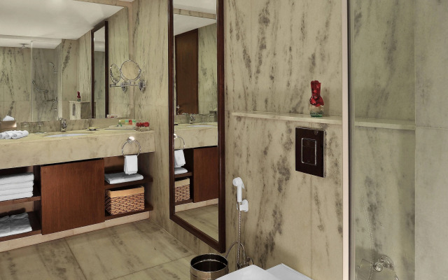 Four Points by Sheraton Hotel & Serviced Apartments, Pune