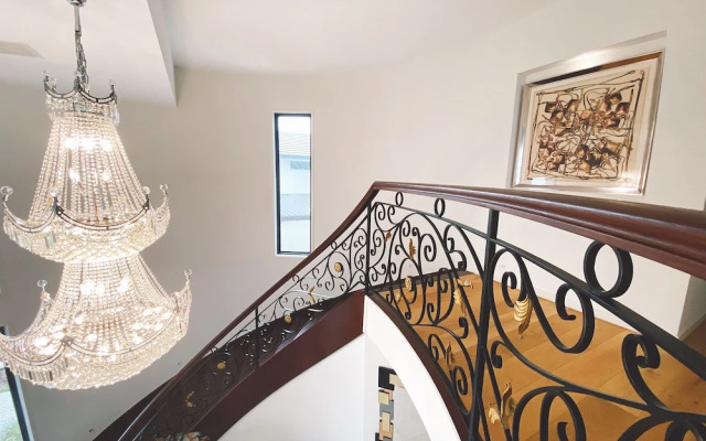 Luxury House Collection Four Beds