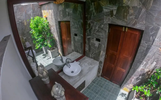 Ovenrose Villa
