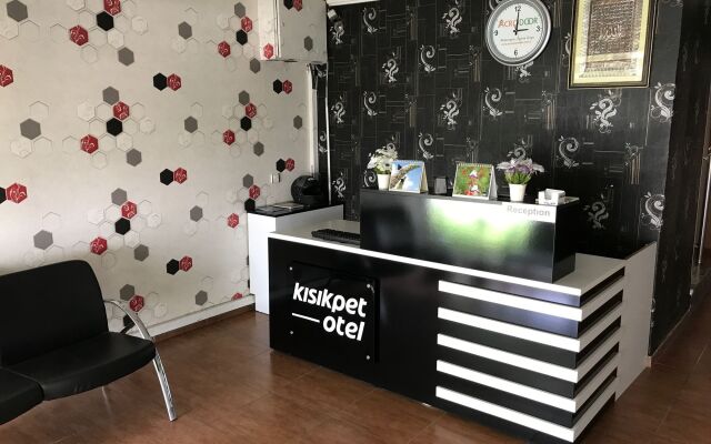 Kisikpet Hotel