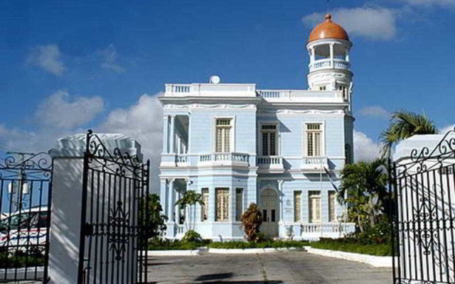 Gran Caribe Palacio Azul