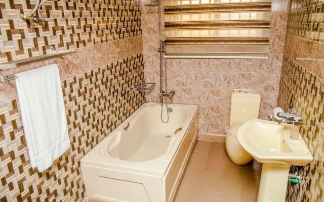 Tobby Royal Suites