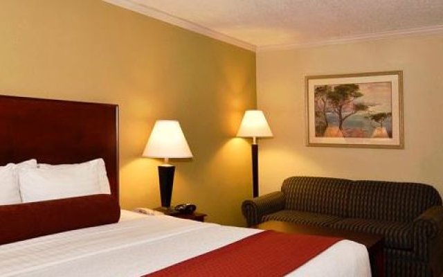 Holiday Inn Morristown Conf Ctr I 81 Ex 8