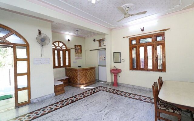 OYO 24319 Hotel Geetanjali Resort