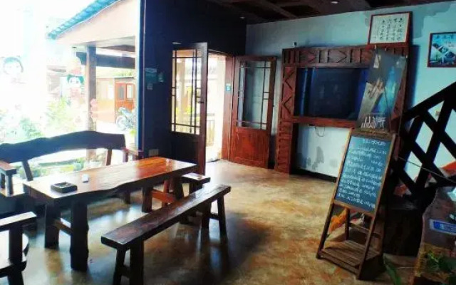 Tianjia Courtyard Inn