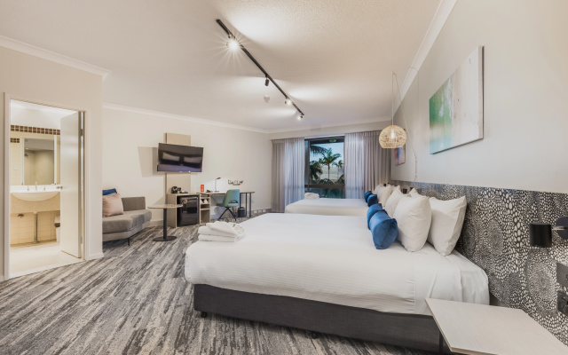 Nightelier Mermaid Waters – Guest Rooms – Gold Coast