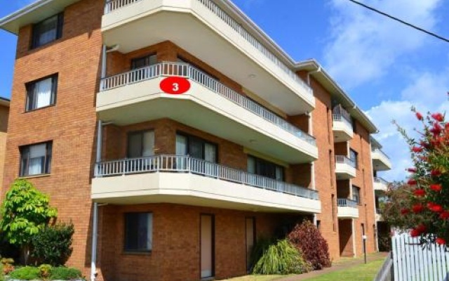 Villa Capri 3, Just A Hop, Skip And Jump To Bowling Club – Exterior – Tuncurry