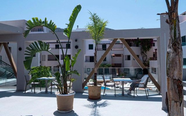 Elmi Suites Beach Hotel - All Inclusive