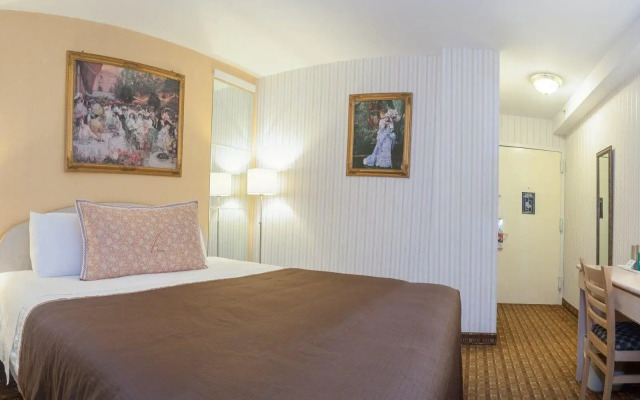 Flushing Central Hotel 88