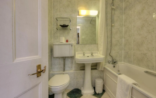 Muthu Newton Hotel (Near Inverness Airport)