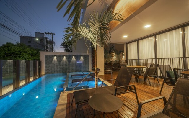 Apartamento 2 Quartos com Piscina 798