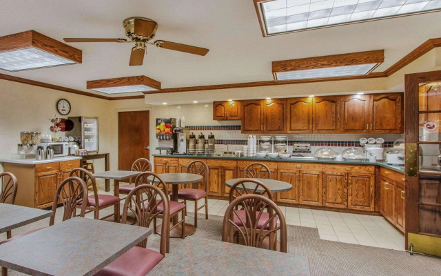 Rodeway Inn Fremont