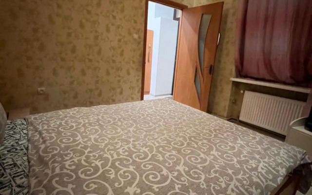 22/Kotliarska Moisha House