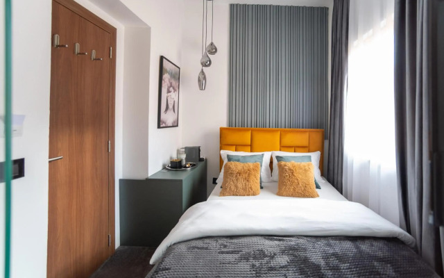 Natali luxury suites- mini rooms