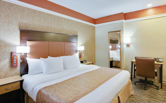 The Hotel @ Fifth Avenue