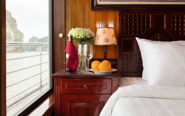Cozy Bay Classic Cruise – Guest Rooms – Ha Long
