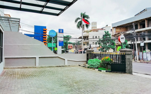 Roemah Tebet Powered by Cocotel