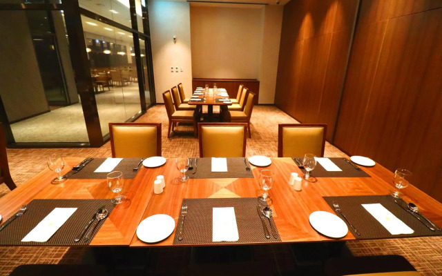 Stanford Hotel Myeongdong