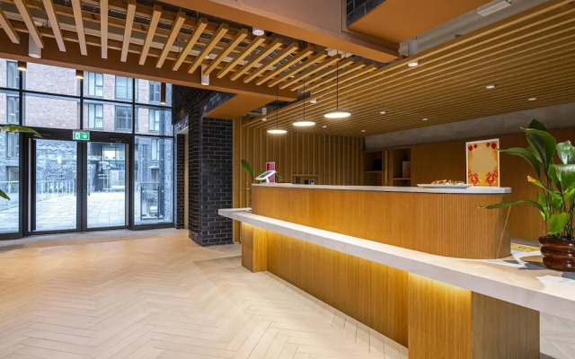 Designer Waterside Flat