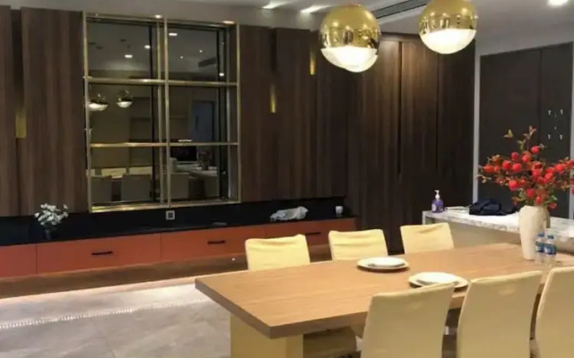 Bluesky Gateway Residence Luxury