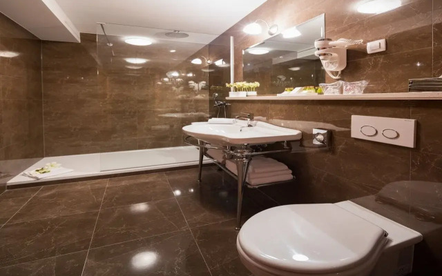 Priska Med Luxury Rooms