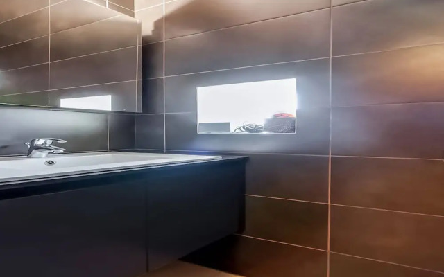 Modern Holiday Home in Avelgem with Sauna & Hot Tub