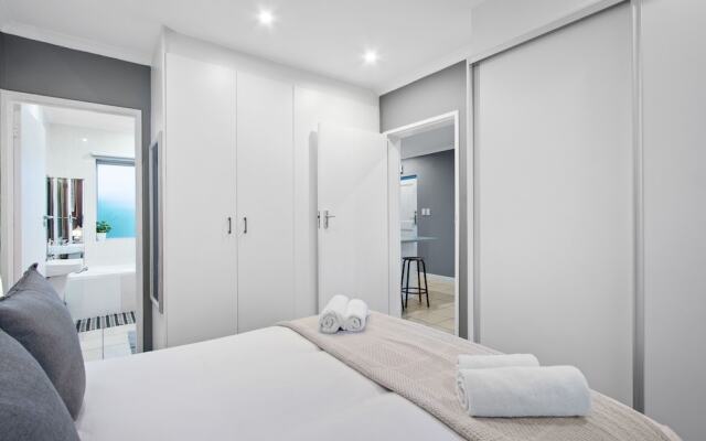 Big Bay Beach Club 73