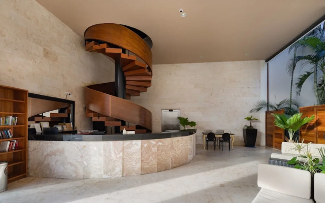 Elements Penthouse 22 4 Bedroom Condo by RedAwning