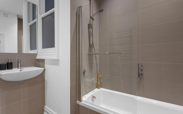 Angel 1 in Dartmouth