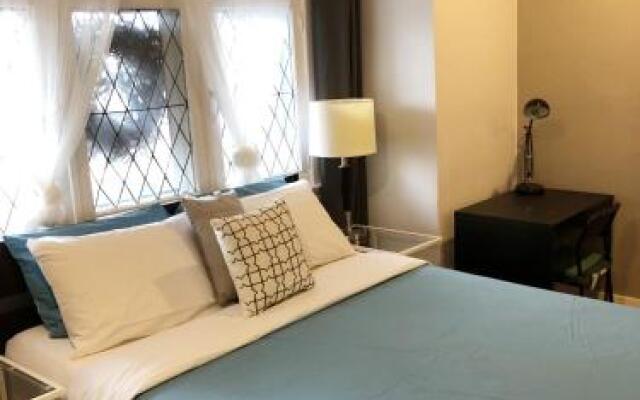 Lawrence Garden Guesthouse