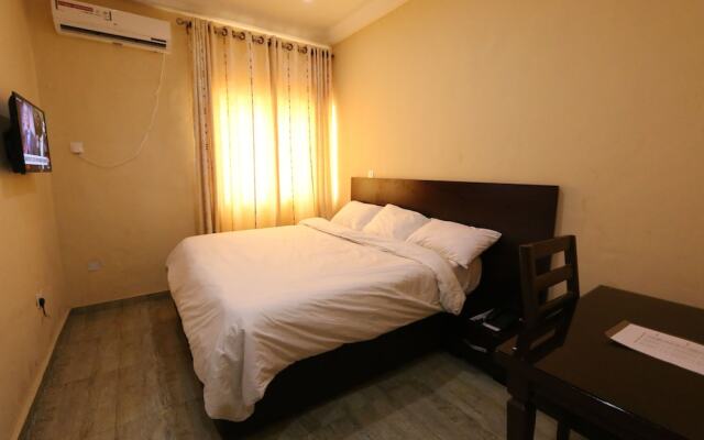 Iyore Grand Hotel & Suites 2