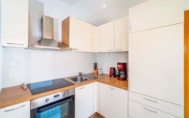 A1 Beautiful apt W.magnificent View and Pool use