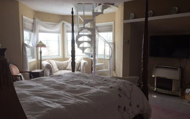 Elevate Rooms Harmony House B&B