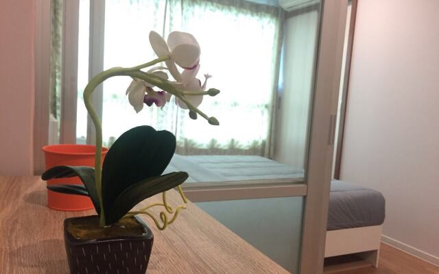 Lumpini Wongamat Suites