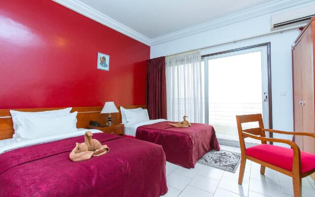 Residences Feto II