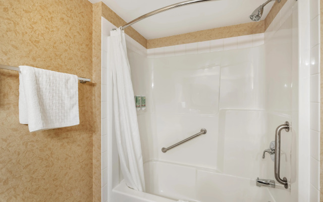 Best Western Sicamous Inn