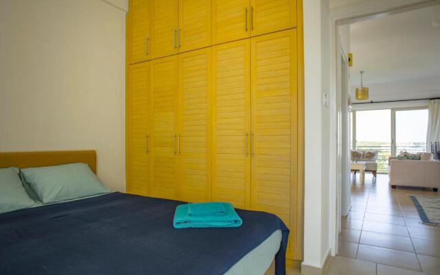 Apartment - penthouse 200 meters from the beach