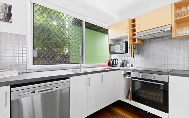 Spacious 3-bed House in Leafy Paddington