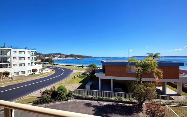 Blue Vista, Unit 8/13 Victoria Parade