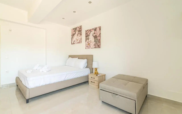 Elegant Suite 2 near the Beach