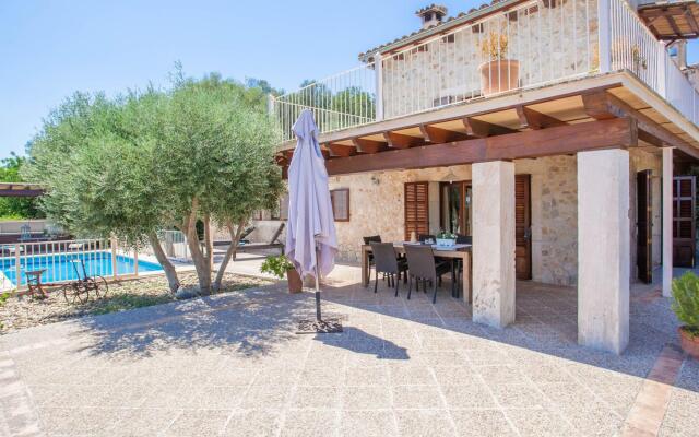 SA FONT - Villa for 6 people in Petra.