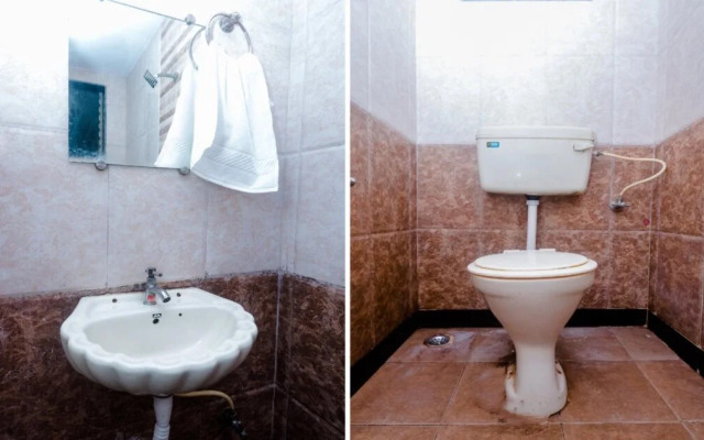 Hotel Nivara By OYO Rooms