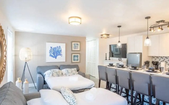ONE Bedroom Apartment