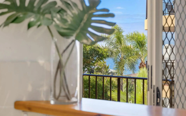 6 Parkshores Sunshine Location Location Location