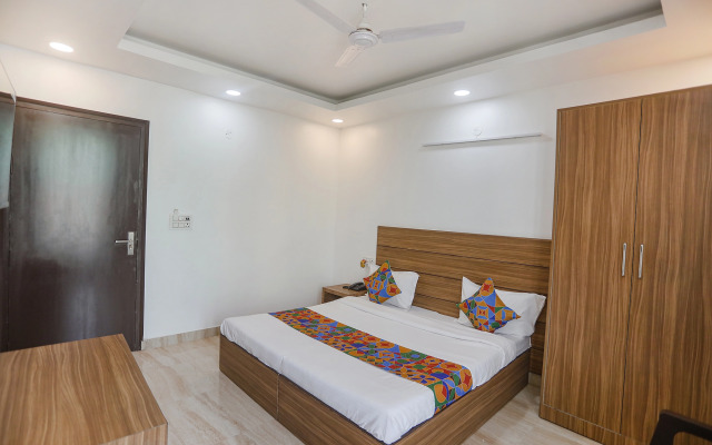 Fabhotel Unique Stay