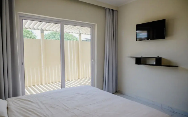 Modern 1-bedroom-apartment 2 km From Eagle Beach
